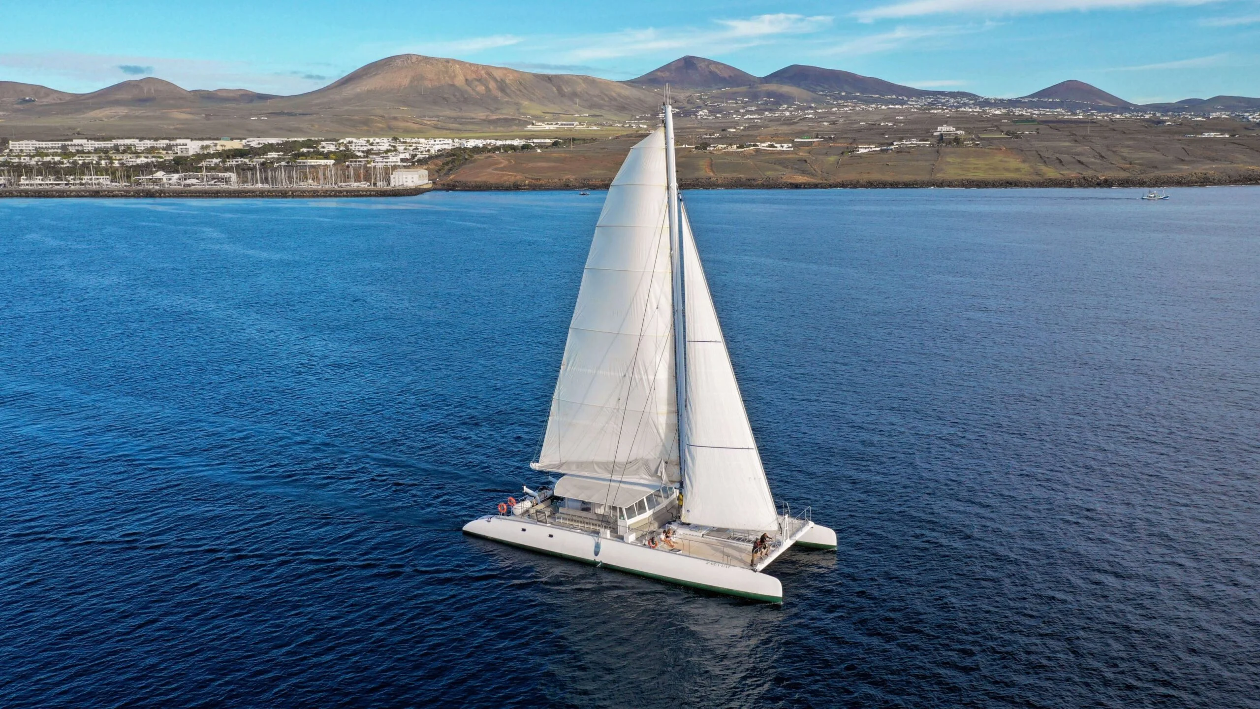 Catamarán Family Sailing – 4h Papagayo