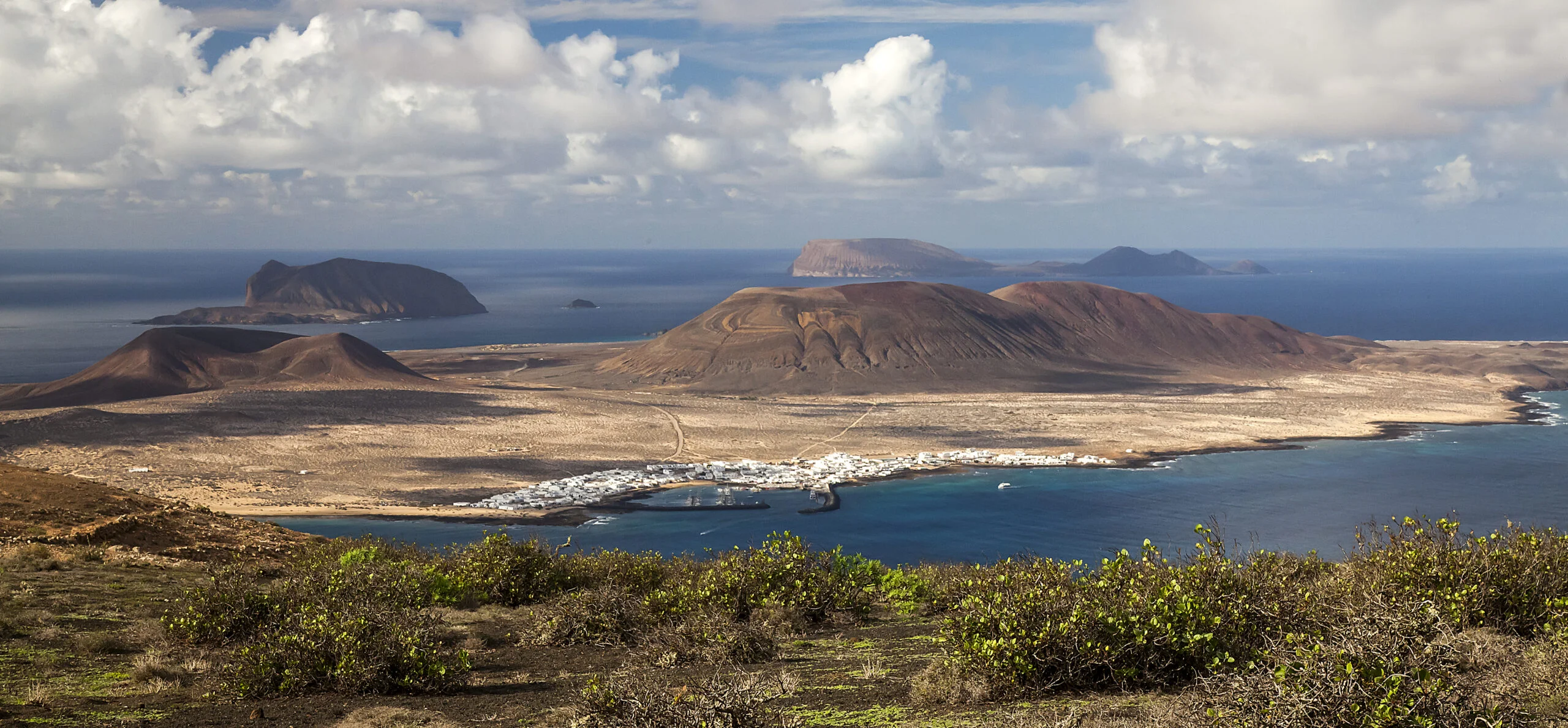 Travesía en catamarán a La Graciosa – 6h