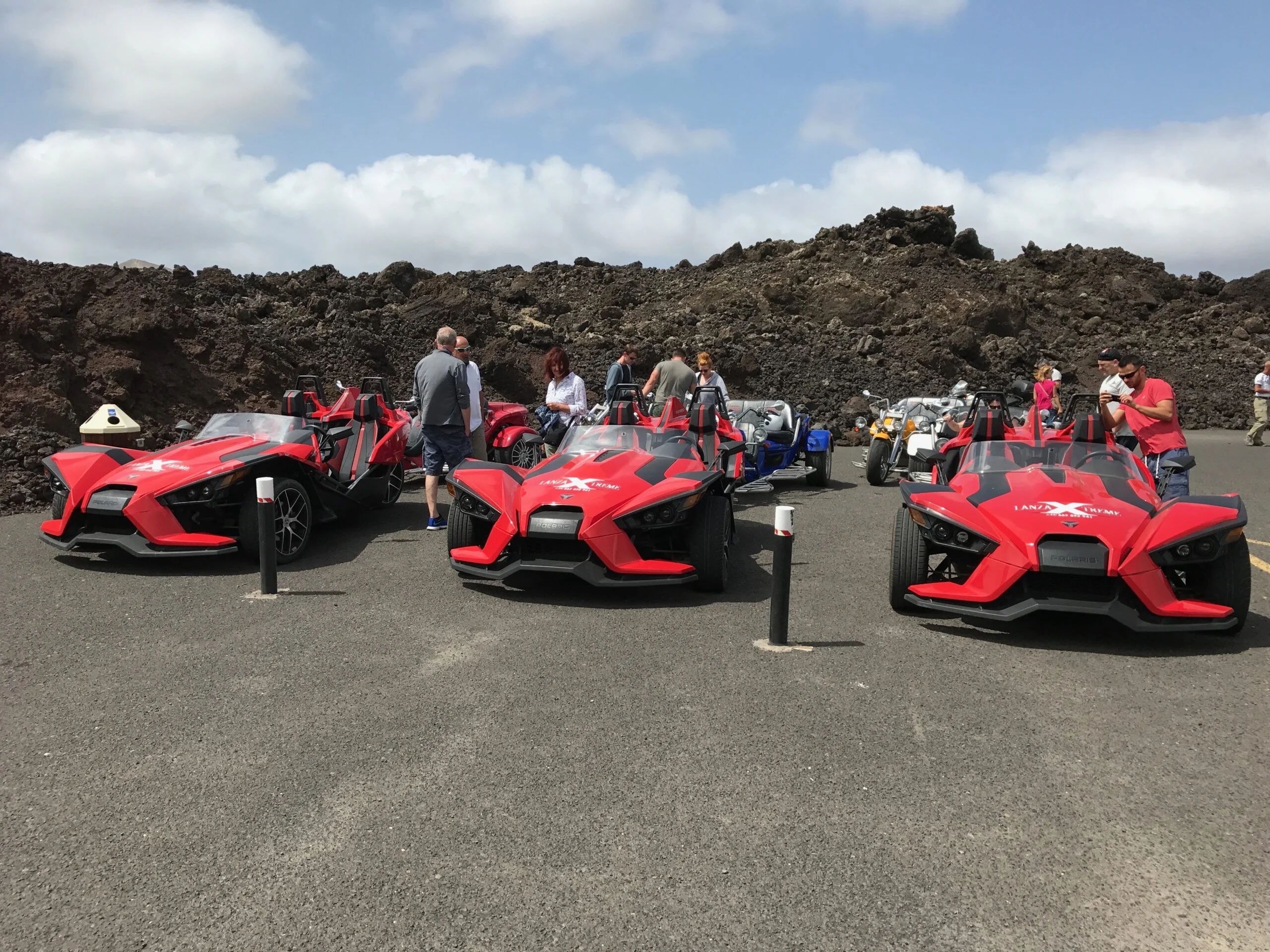 Excursión en Slingshot Xtreme – Polaris de 3 ruedas (2 personas)