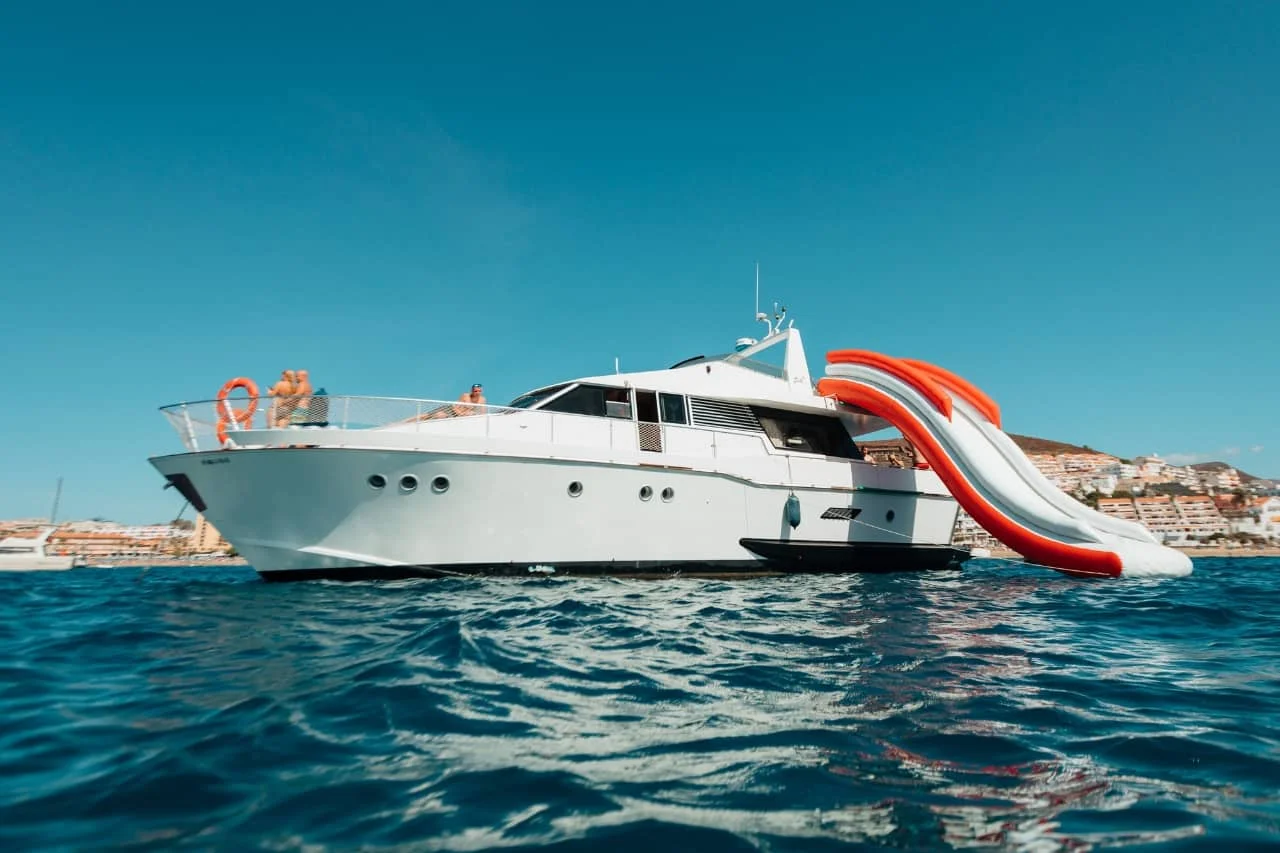 Premium Cruise with Water Activities