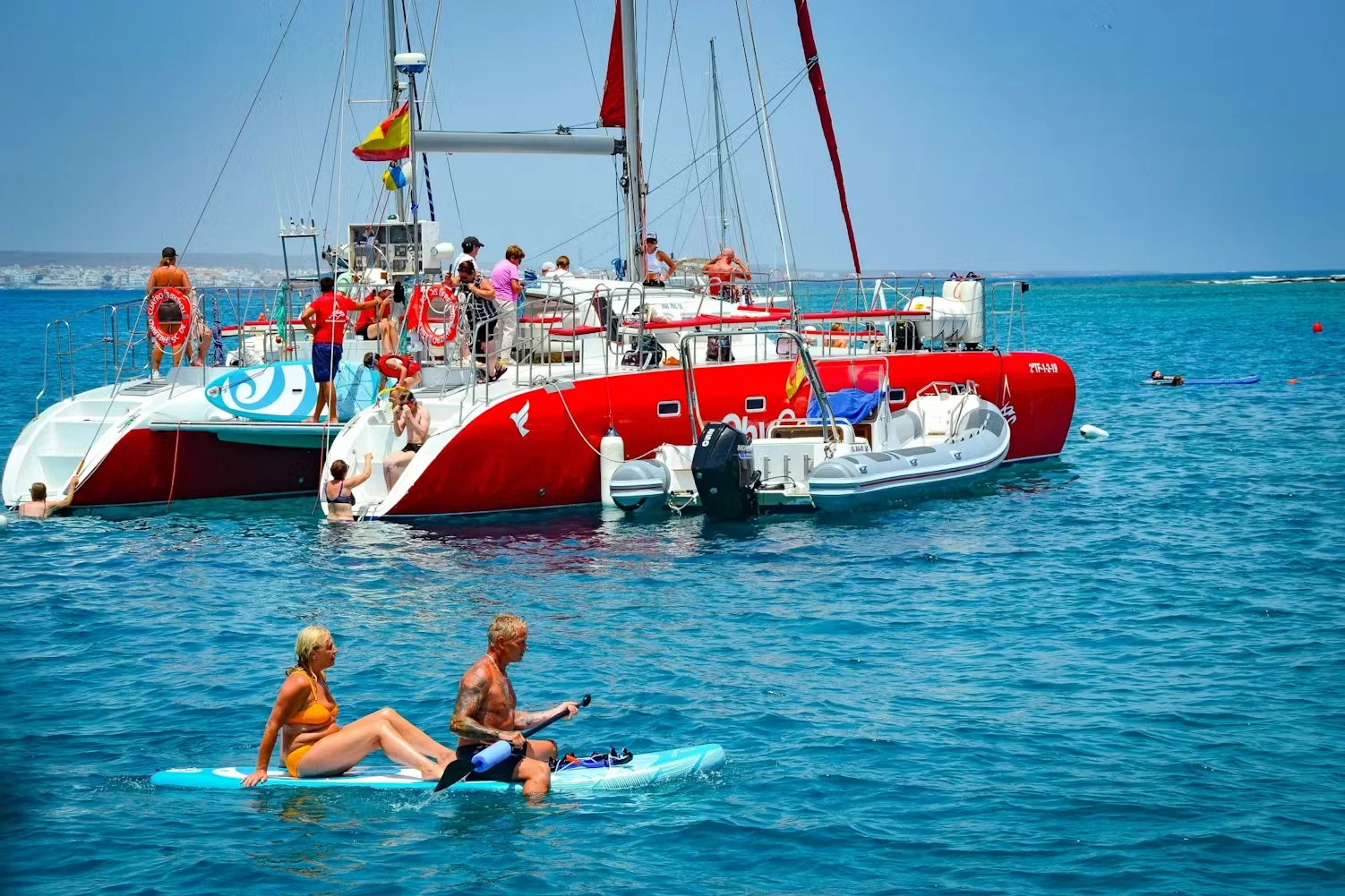 Travesía en catamarán de 4h a Isla de Lobos desde Corralejo