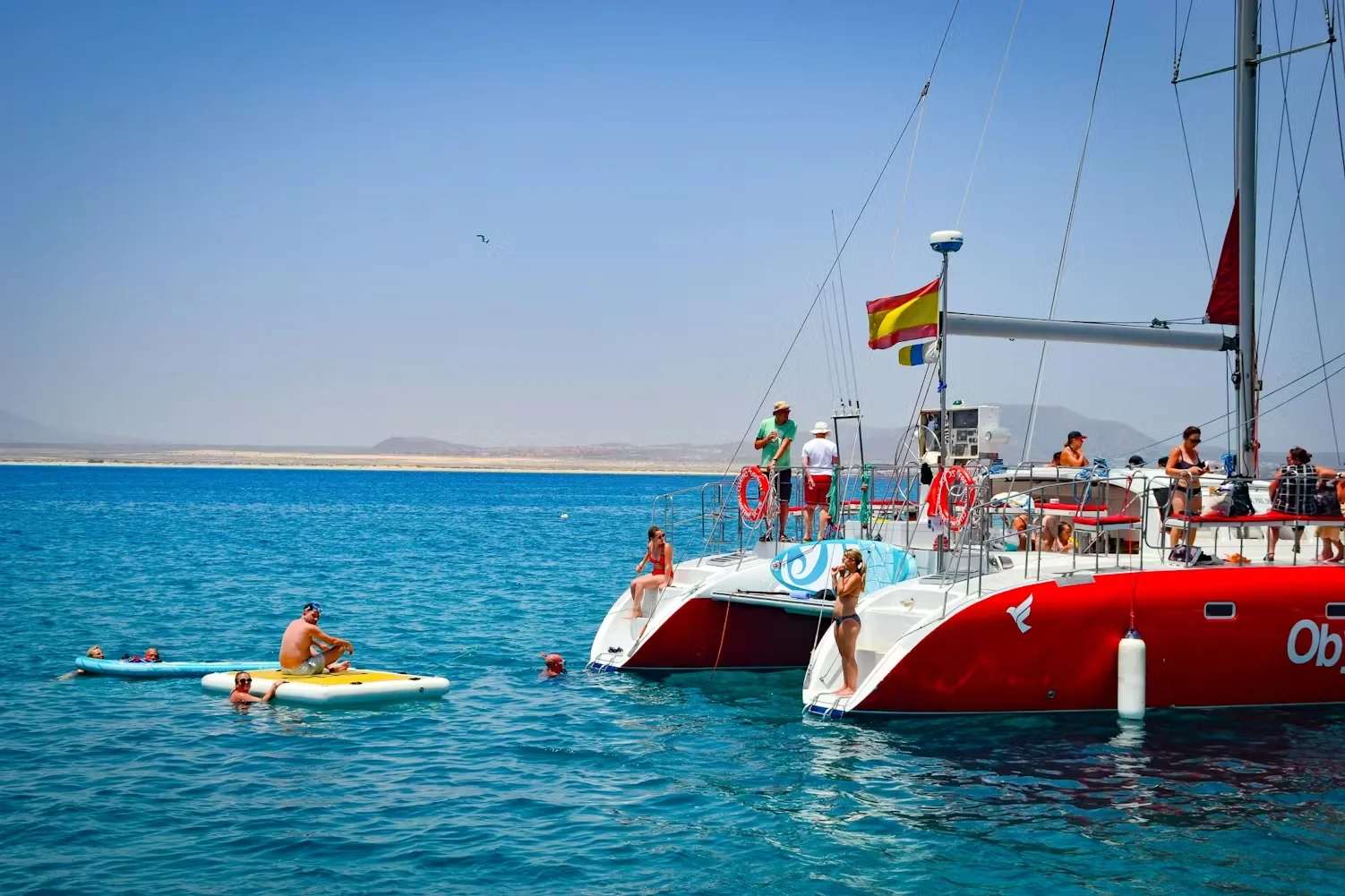Travesía en catamarán de 4h a Isla de Lobos desde Corralejo